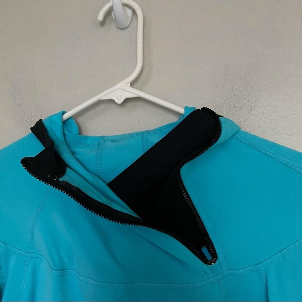 Lululemon sweater - Picture 8 of 8